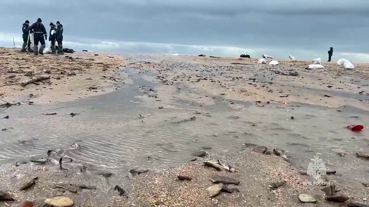 Black sea oil spill